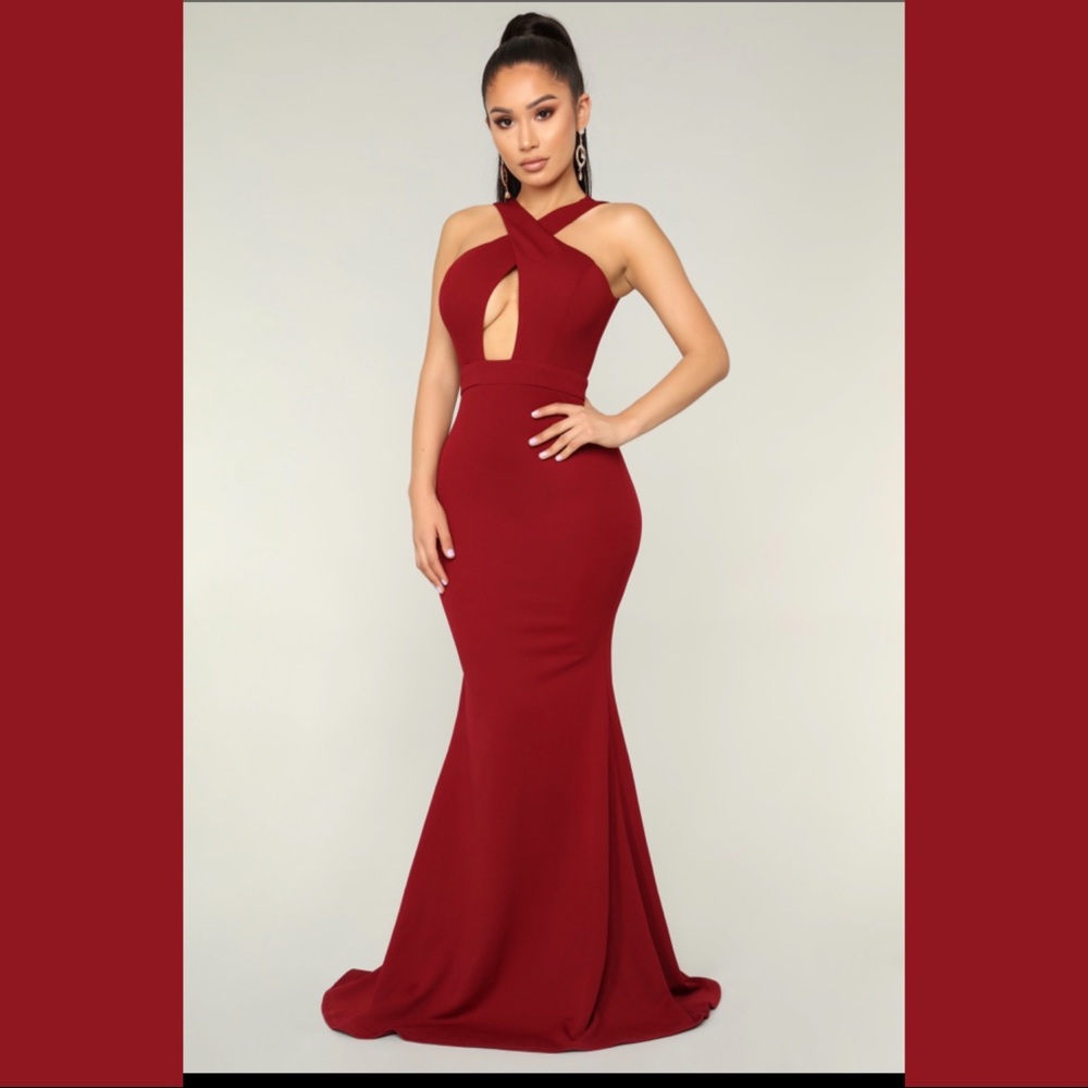 Fashion Nova*Burgundy formal dress